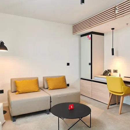 Hotel Park Plava Laguna 4*