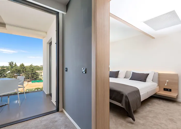 Park Plava Laguna 4* פורץ