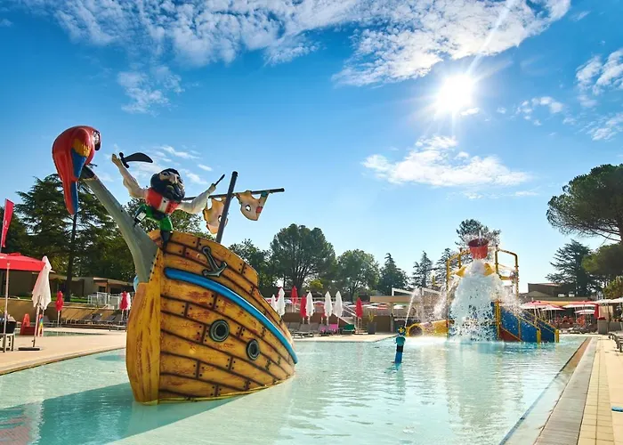 Park Plava Laguna 4*