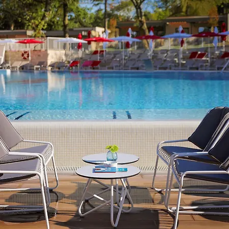 Park Plava Laguna ホテル 4*