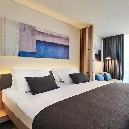 Otel Park Plava Laguna 4*