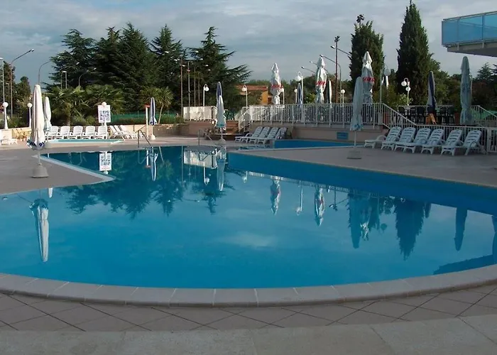 호텔 Park Plava Laguna 포레치