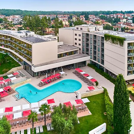 Park Plava Laguna 4* ポレッチ