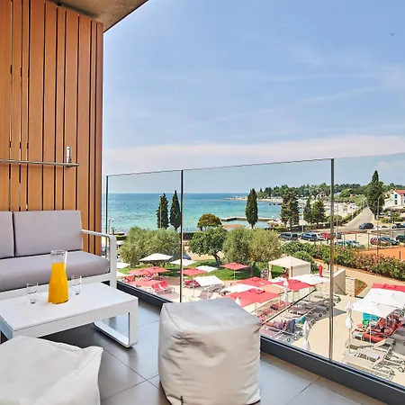 Park Plava Laguna فندق بوريتش