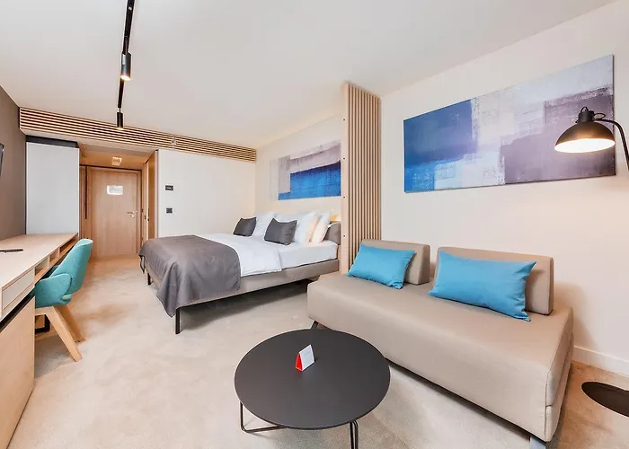 Park Plava Laguna מלון 4*